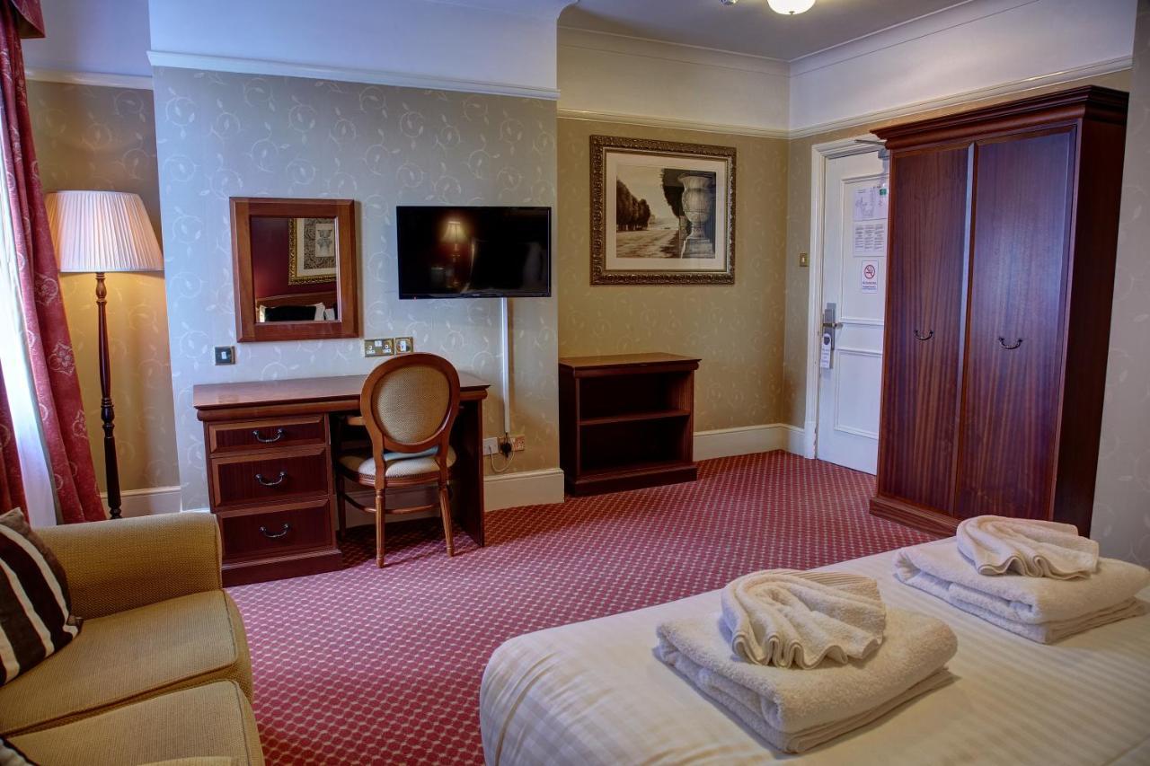 The Orwell Hotel Felixstowe Esterno foto