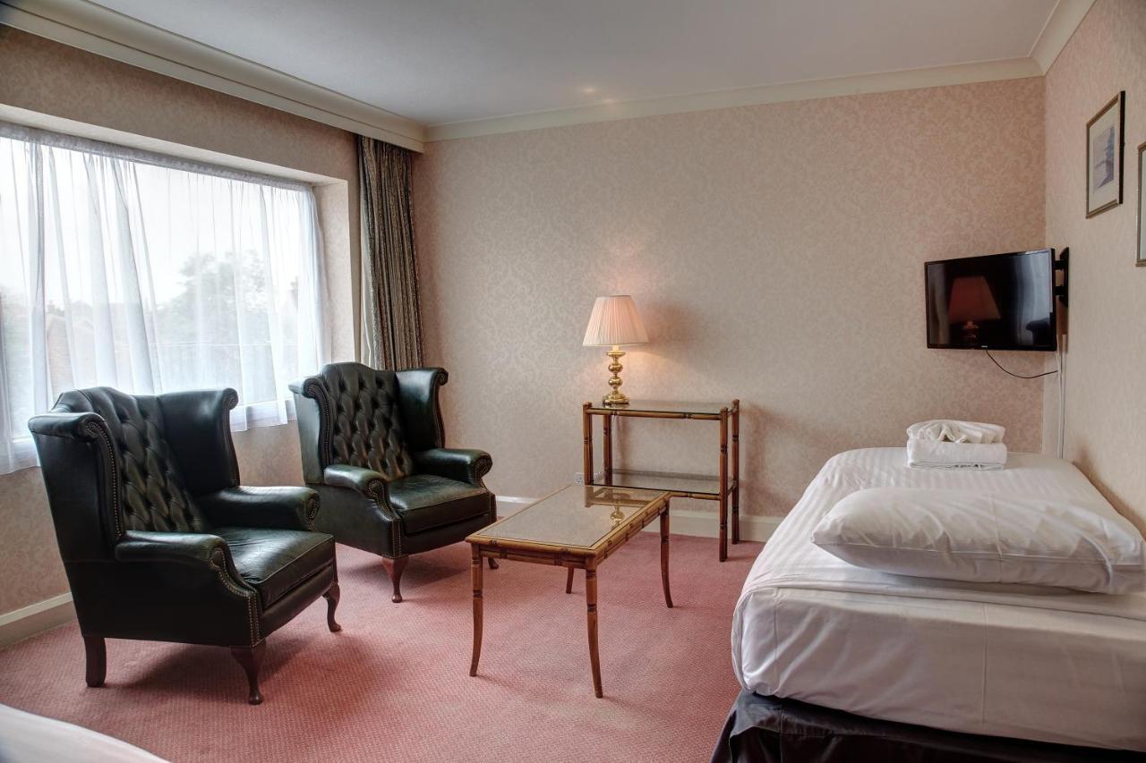The Orwell Hotel Felixstowe Esterno foto