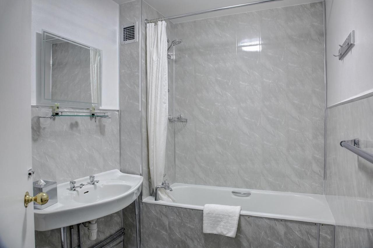 The Orwell Hotel Felixstowe Esterno foto
