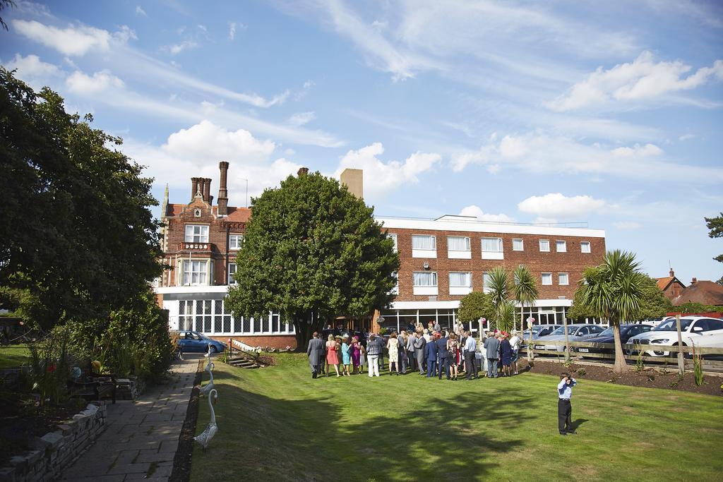 The Orwell Hotel Felixstowe Esterno foto
