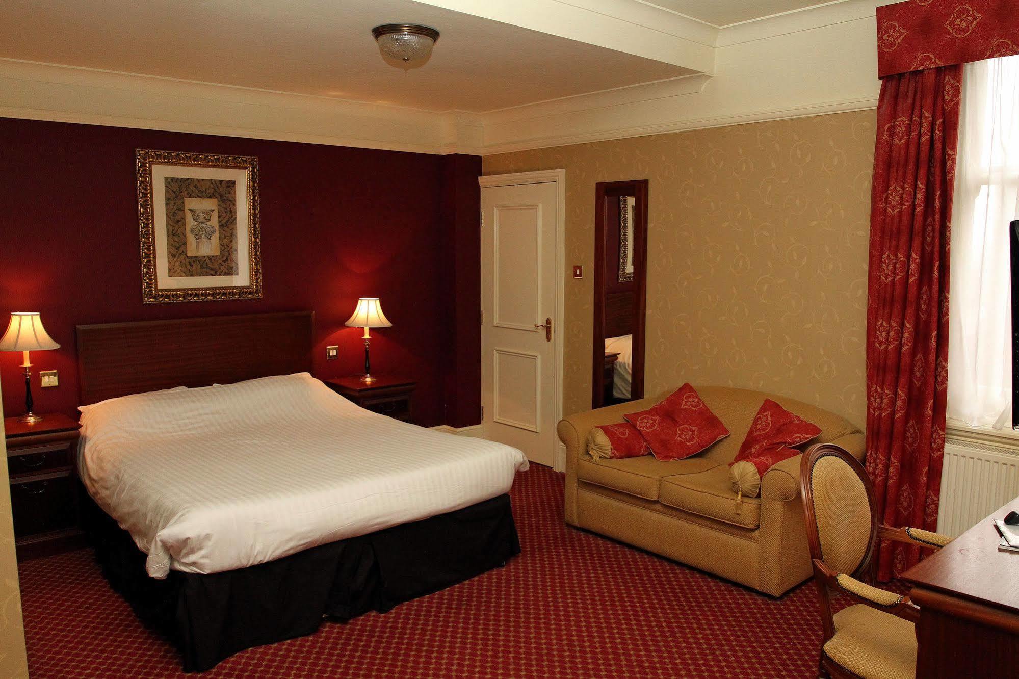 The Orwell Hotel Felixstowe Esterno foto